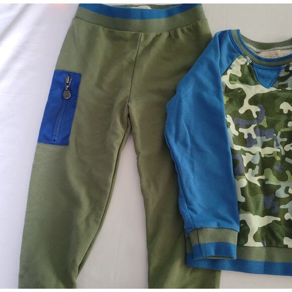 Miki Miette- 2 piece boys camo sweat jogger set- size 2T - Picture 3 of 7
